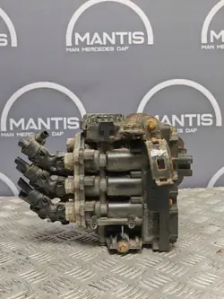 ECAS-venttiili OEM 21133934 Volvo FH:lle - Käytetty