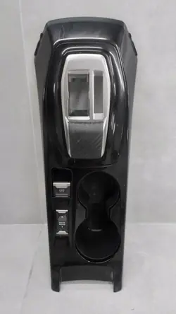 Middenconsole bekleding OEM 9829400680 HCU Peugeot 208 II