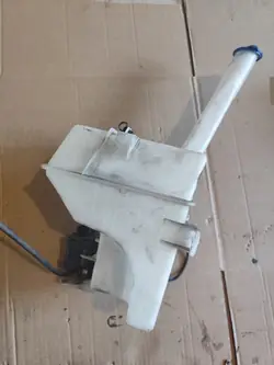 Hyundai OE 98610-3Z300 Scheibenwaschbehälter Gebraucht