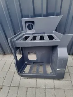 MAN TGX Linke Trittstufe OEM 81615200077 (2020-)