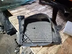 Intercooler-jäähdytin 7L6145804 VW Touareg 3.0L Diesel