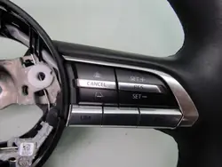 Volante Mazda 3 BP IV OEM de Cuero con Controles