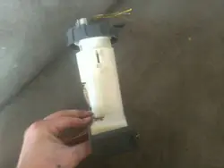 Pompe à carburant Peugeot 106 1997 OEM 9626061780