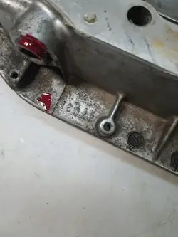 OEM 1CDMOSG yläöljypohja Toyotalle 2.0 D4D