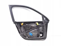 VW Touareg framdörrs fönsterram OEM 7L6837730K