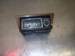 Aschenbecher OEM 000 für Mercedes-Benz W124 E300 2.3