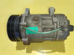 Ilmastointikompressori VW SEAT SKODA AUDI OEM 1J0820805X