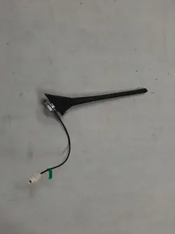 Antenne de toit Skoda OEM 6R0035501 - État utilisé