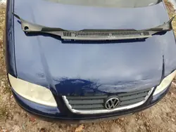 Takaistuimet OEM LB5N VW Touran 2004 2.0 TDI:lle