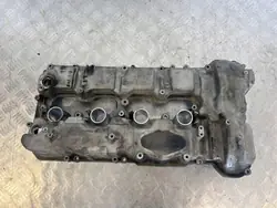 BMW Venttiilikansi vasen OEM 7566286 N63 5.0i