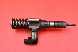 Insprutningspump OEM 03G130073T för VW Passat B6 2.0 TDI