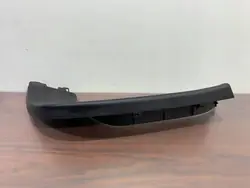 OEM 7224A312ZZ Garniture de coffre côté droit