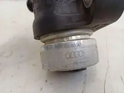Pompe à eau Audi OE 05L965567 - État utilisé