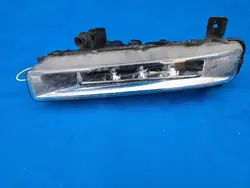 OEM QUA11550 Oikea Etupuskurin Halogeeni LED BMW 5