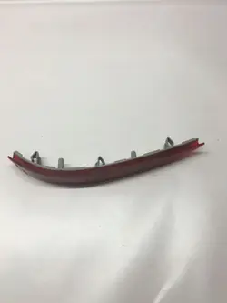 Pare-choc arrière gauche Chevrolet Camaro OEM 84306358