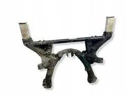 Tesla Framtvärbalk OEM 1103547-00-A Begagnad