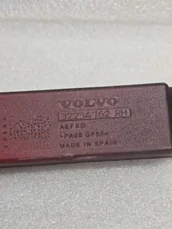 Support d'aile droit OEM 32234762 pour Volvo XC40