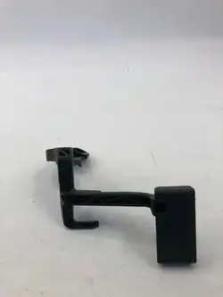 Manija apertura capó OEM 7046011130 para Opel Astra K