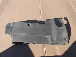 Cubierta Motor Izquierda OEM 53796-53030 Lexus IS250
