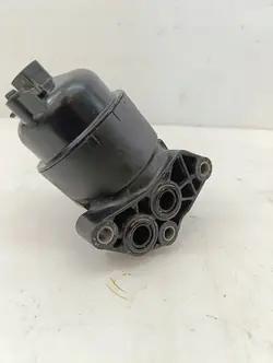 HYUNDAI ELANTRA VII Oljefilterbas 263002M000