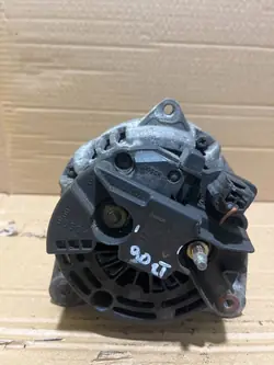 Vaihtovirtageneraattori Renault Modus 1.4 OE 8200325823