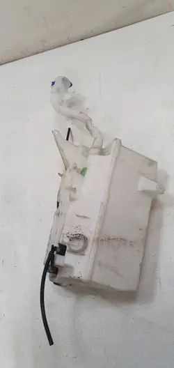 Volvo XC60 spolarbehållare OEM 30753424 - Begagnad