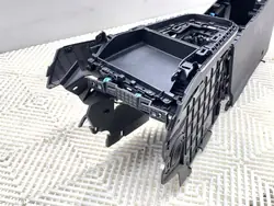 Middenconsole OEM LORK-389-145217 voor Renault Arkana SUV