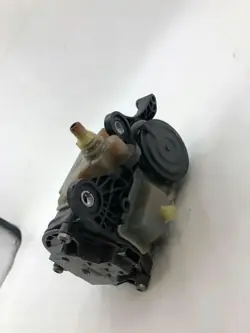Séparateur d'huile OEM 847049707 pour Peugeot J5
