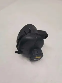 BMW G30 G31 Nivelleervloeistoftank OEM 8610655