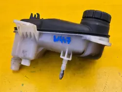 Mercedes-Benz OE A4475000049 Réservoir d'expansion radiateur