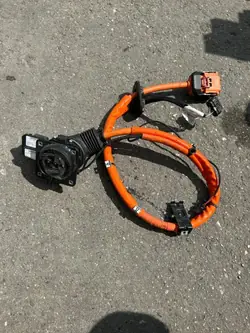 Prise de charge Mercedes OEM A0003411500 Occasion