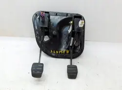 Rem- en koppelingspedaal Renault OEM 5010382741
