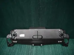 OEM RY53-8211-AC SSC1 Kühlerabdeckung-Clips Oben