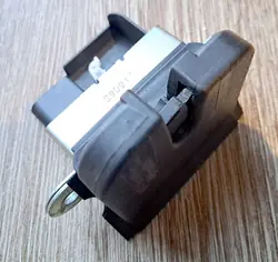 Fechadura do porta-malas Volkswagen OE 6R0827505E