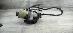 Opel Astra H III Ohjaustehostinpumppu Käytetty