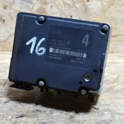 Pompe ABS d'occasion OEM 25094602123 EC0267650 Mazda Tribute