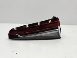 Skoda Superb IV Rechte Heckleuchte LED OEM 3P3945308