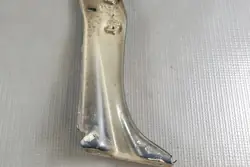 Support d'aile avant droit SKODA OCTAVIA III 5E0821142A