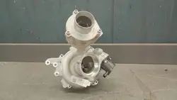 Carcaça do turbocompressor VW Passat B8 2.0 TSI
