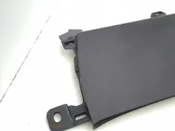Lexus UX 2020 Sivutunnelin kansi OEM 5891076050