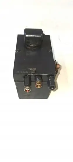 Scania ohjaamon nostopumppu OEM 1549741 - Käytetty