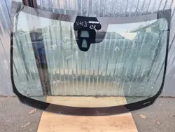 V40 II framruta med kamera sensor OEM