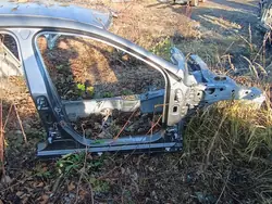Mercedes A156000XXX Tvärbalk - Begagnad OEM-Del