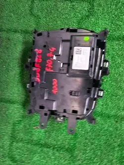 Pommeau de levier BMW OEM 5B6F828 pour 1 F70 & 2 F74