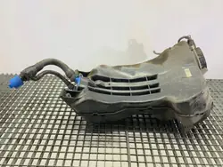 OEM 4M0131878CF SCR-säiliö Audi Q8 3.0 SUV:lle