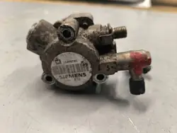 Bomba de combustible de alta presión Opel 2.2 Direct 24465785