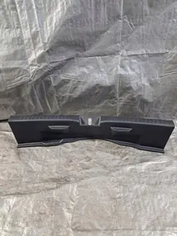 Cobertura Porta-malas Toyota Yaris IV OEM 64716-K0020