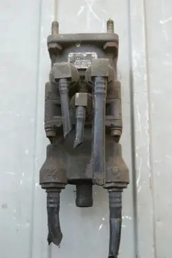 Brake Pedal Valve BOSCH 0481064205