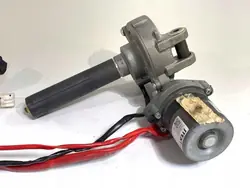 Ohjaustehostimen pumppu Toyota Avensis T27 80960-20030