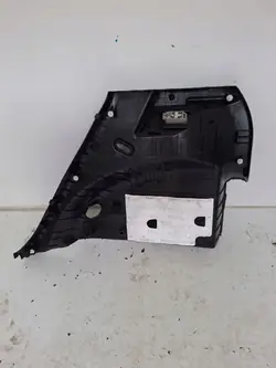 Kia Picanto III Lateral Porta-Malas Esquerdo Traseiro OEM 85730-G6020